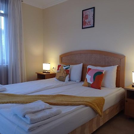 Lilia Sun Apartment Sozopol Bagian luar foto