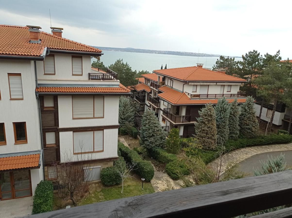 Lilia Sun Apartment Sozopol Bagian luar foto
